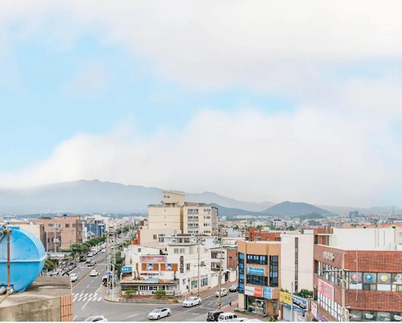Top Island Hotel جيجو 3*,