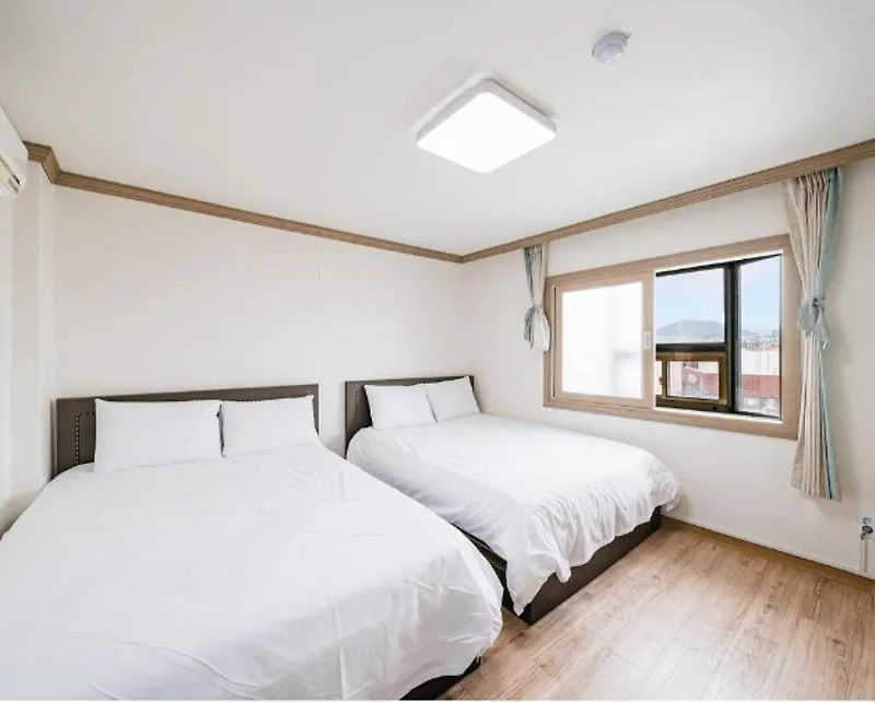 ***  Top Island Hotel جيجو كوريا الجنوبية