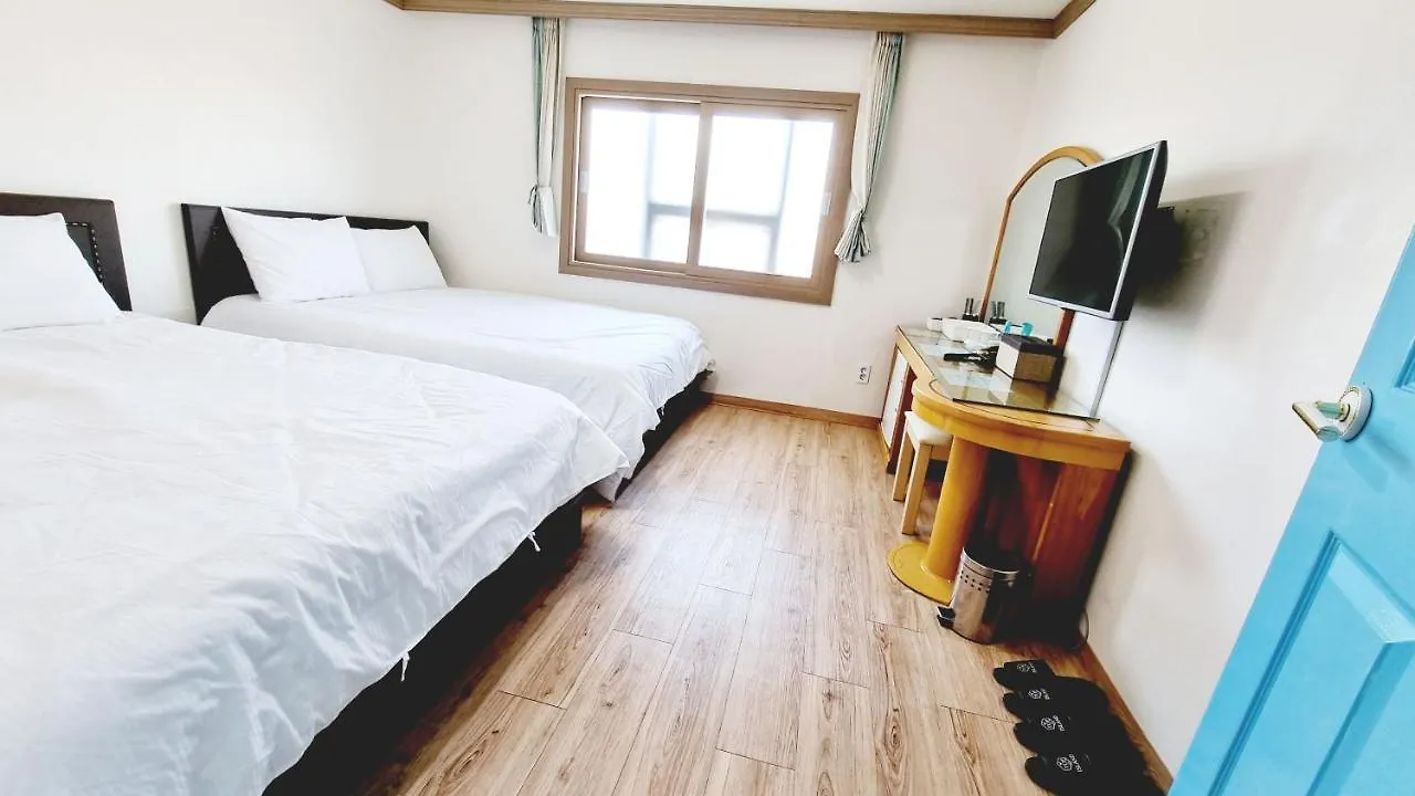 Top Island Hotel جيجو كوريا الجنوبية