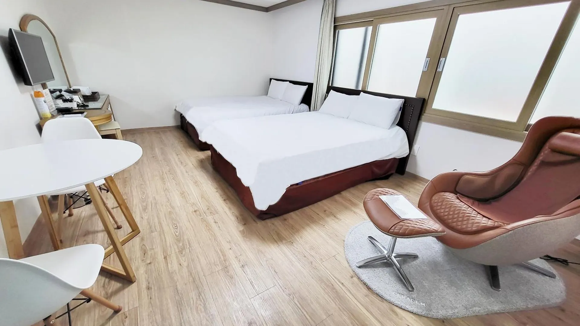 Top Island Hotel جيجو 3*,  كوريا الجنوبية